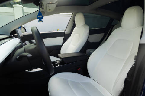 2020 Tesla Model 3 Standard Range