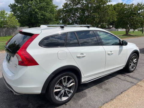2017 Volvo V60 Cross Country T5 Premier