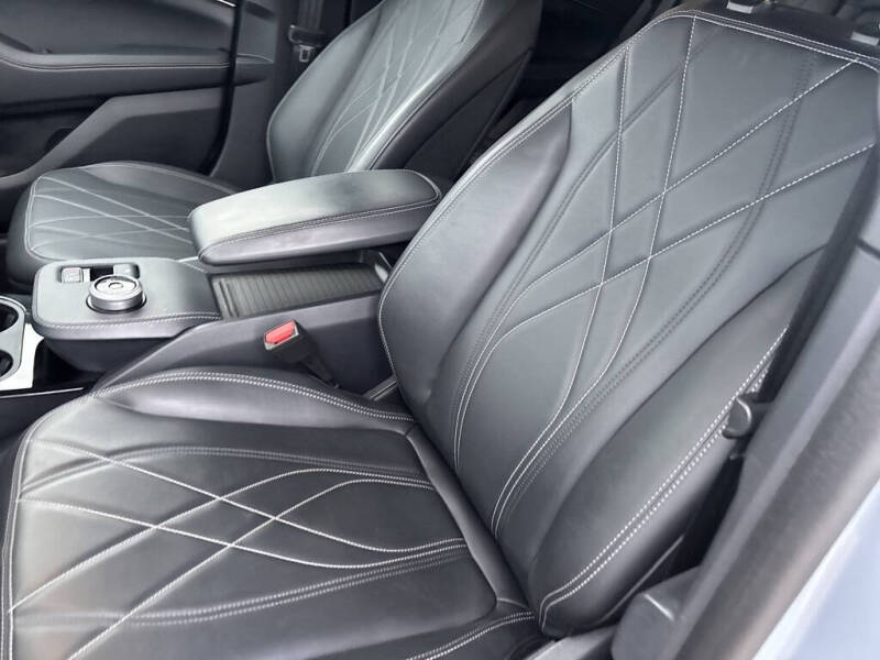 2024 Ford Mustang Mach-E Select