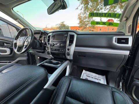 2017 Nissan Titan PRO-4X