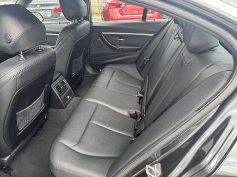 2017 BMW 3 Series 330i xDrive