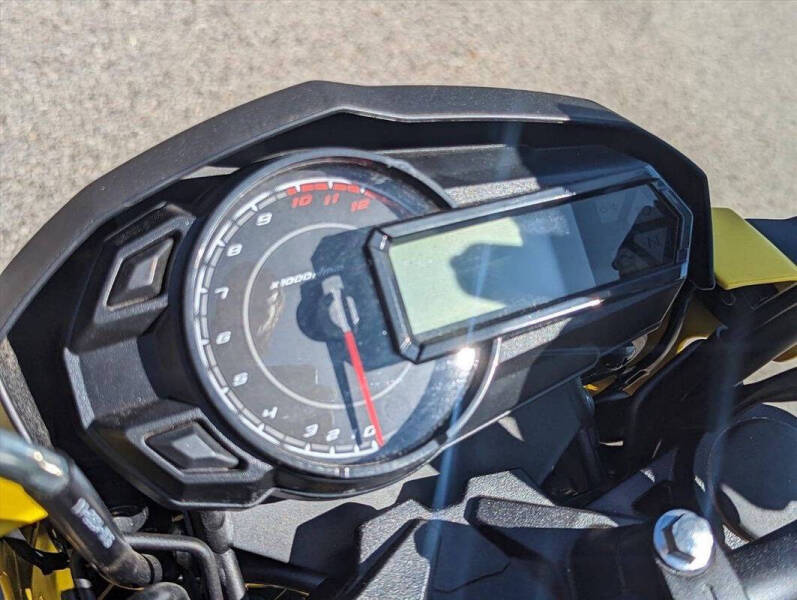 2022 Kawasaki Z125 Pro