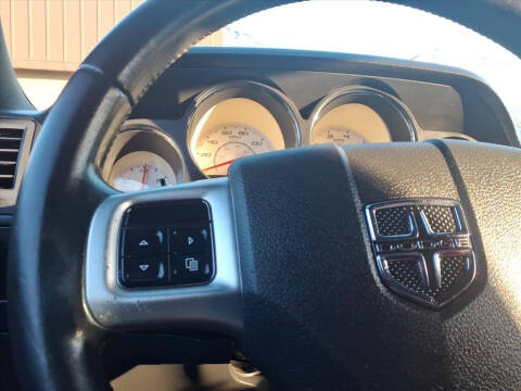 2012 Dodge Challenger SXT