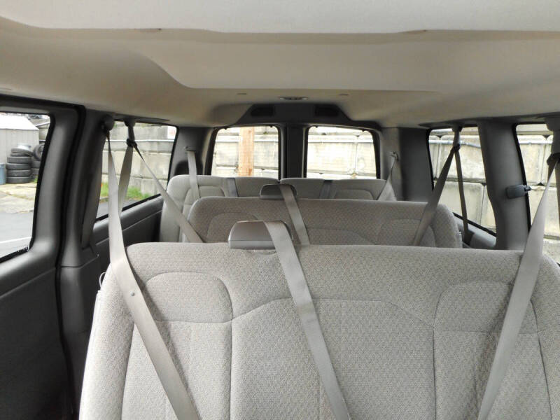 2017 Chevrolet Express LT 3500