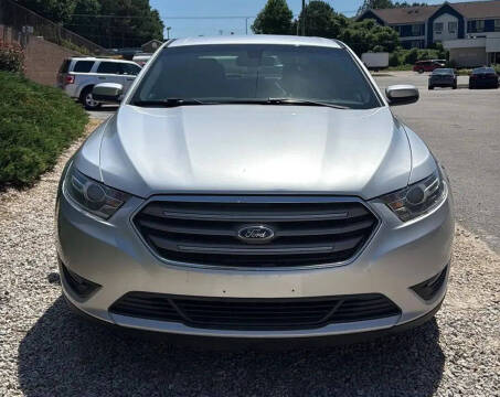 2018 Ford Taurus SEL