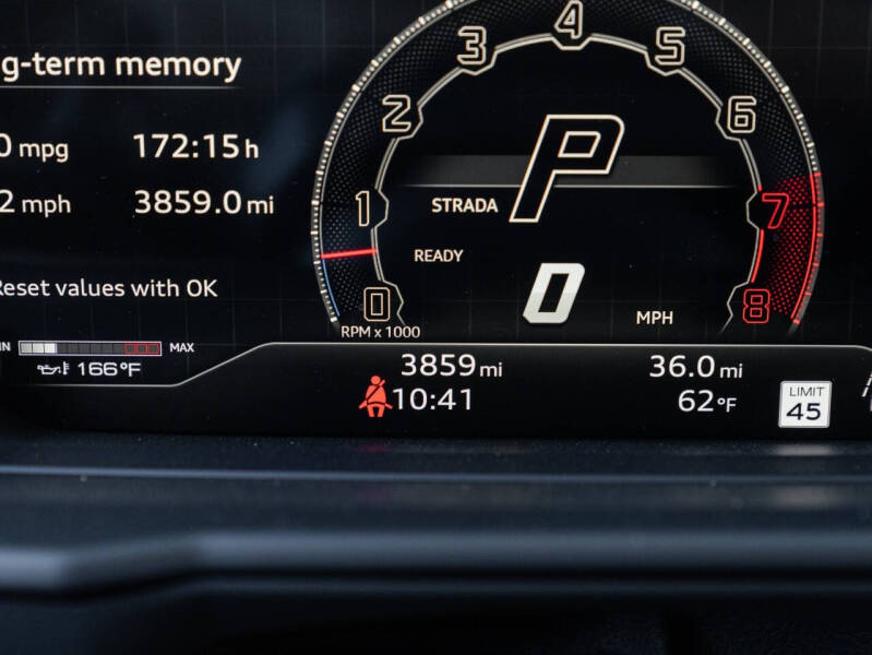 2023 Lamborghini Urus Performante