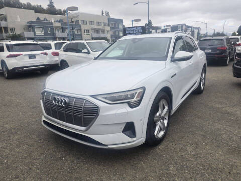 2019 Audi e-tron quattro Premium Plus