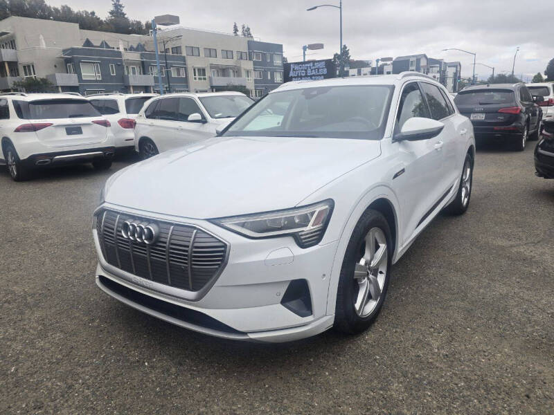 2019 Audi e-tron quattro Premium Plus