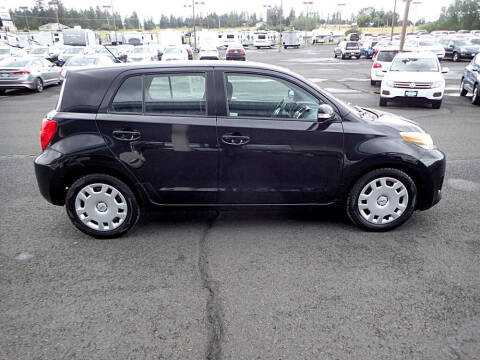 2010 Scion xD