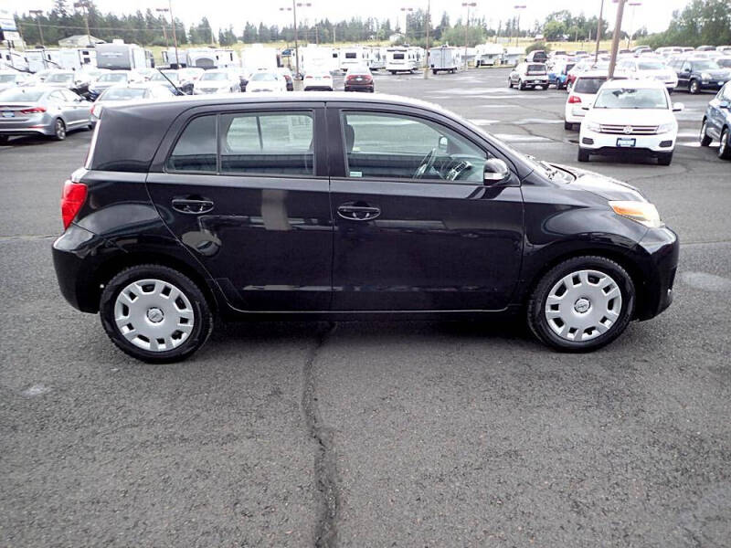 2010 Scion xD