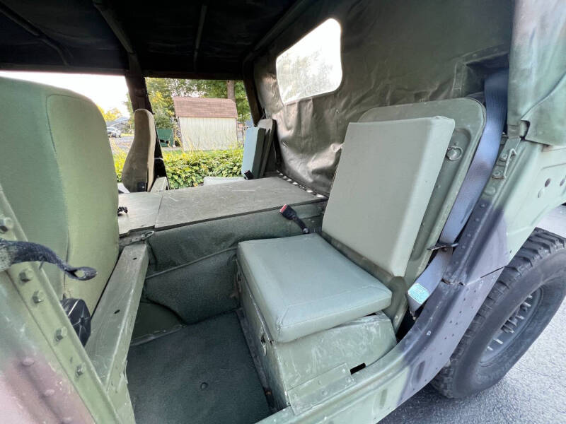 1988 AM General M1097R1 HMMWV