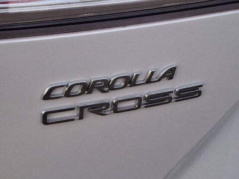 2022 Toyota Corolla Cross LE