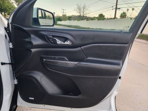 2017 GMC Acadia SLT-1