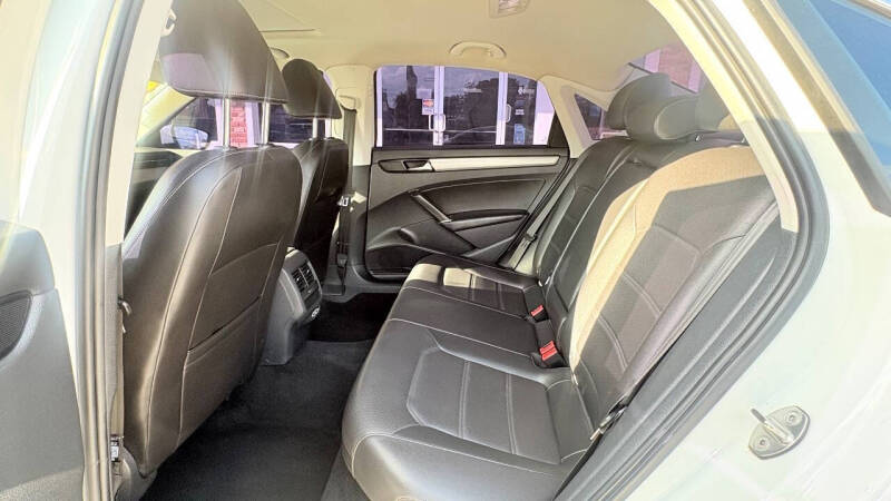 2021 Volkswagen Passat SE