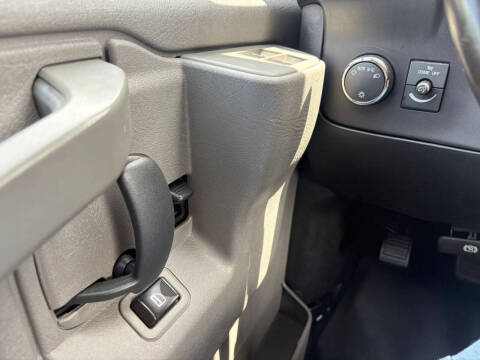 2019 Chevrolet Express 2500