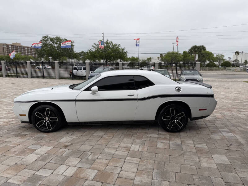 2014 Dodge Challenger SXT