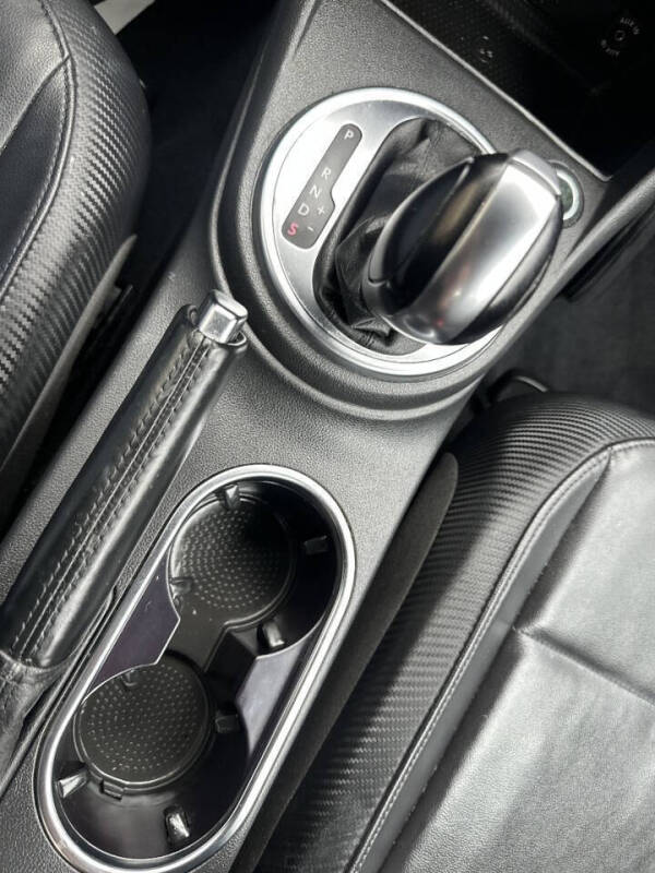 2012 Volkswagen Beetle 2.5L