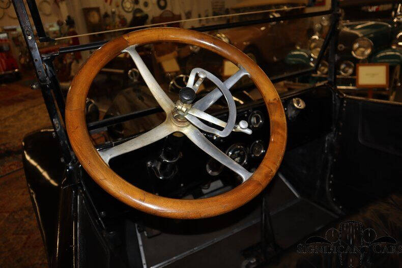 1916 Studebaker ED-6 7 Pass Touring