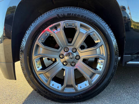 2018 GMC Yukon XL SLT