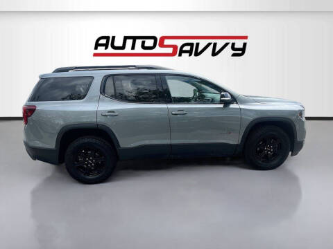 2023 GMC Acadia AT4