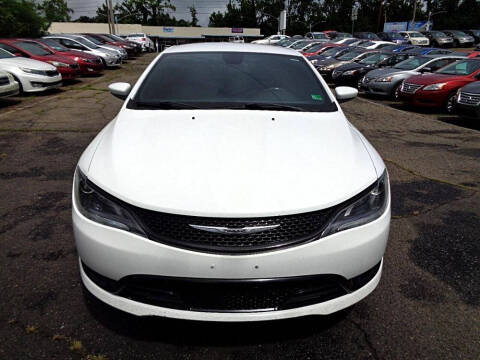 2015 Chrysler 200 S