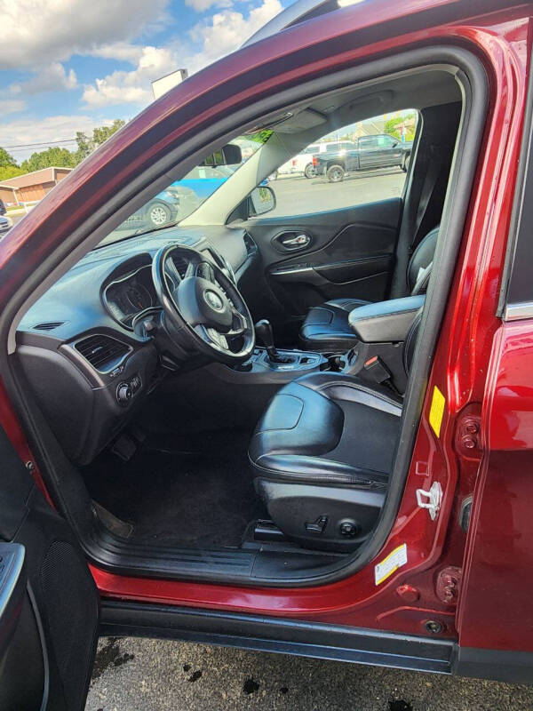 2019 Jeep Cherokee Latitude Plus