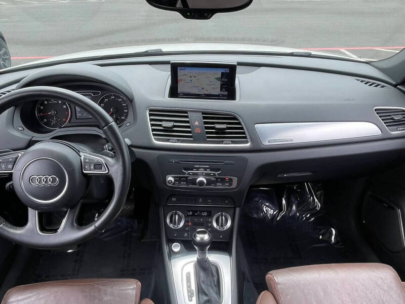 2015 Audi Q3 2.0T quattro Prestige