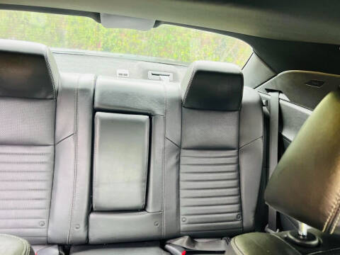 2011 Dodge Challenger R/T Plus