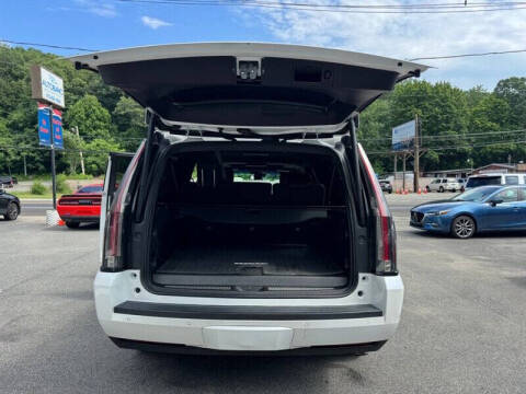 2017 Cadillac Escalade ESV Platinum