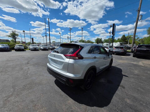 2022 Mitsubishi Eclipse Cross LE