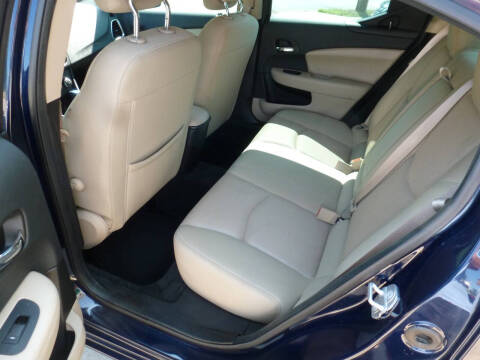 2014 Dodge Avenger SE V6