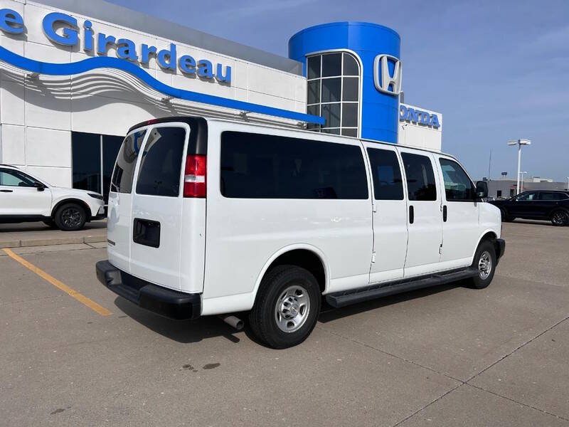 2022 Chevrolet Express LS 3500