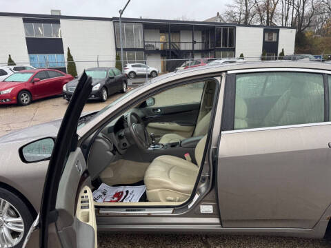 2011 Infiniti G37 Sedan x