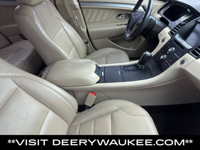 2015 Ford Taurus SEL