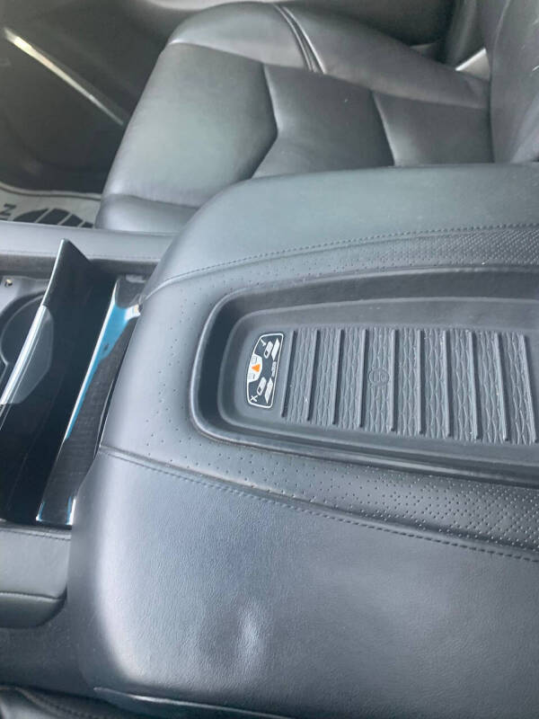 2018 Cadillac Escalade Platinum