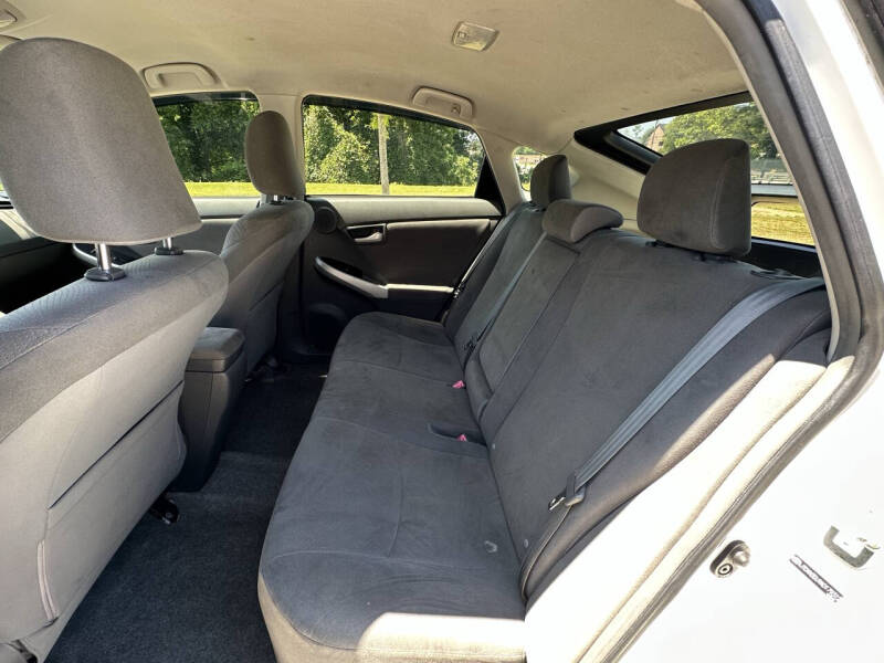 2010 Toyota Prius III
