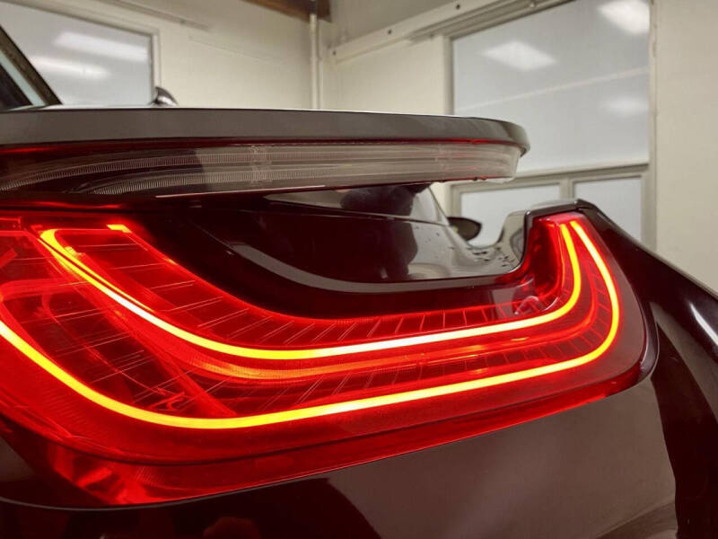 2016 BMW i8
