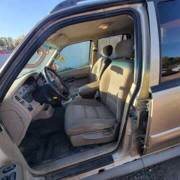 2003 Ford Explorer Sport Trac XLS