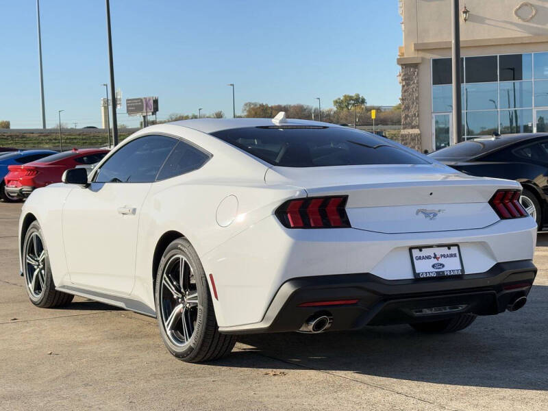 2025 Ford Mustang EcoBoost
