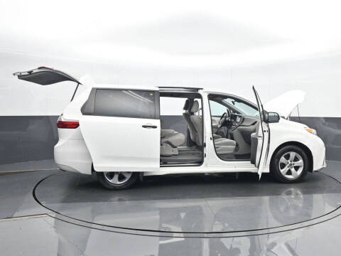 2020 Toyota Sienna L 7-Passenger