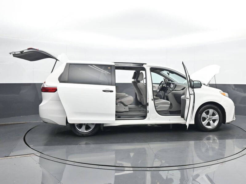 2020 Toyota Sienna L 7-Passenger
