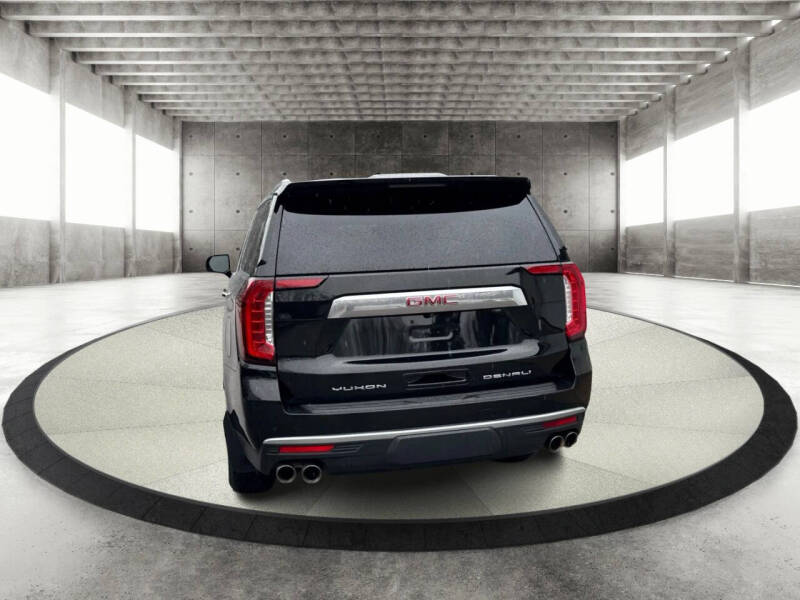 2023 GMC Yukon XL Denali