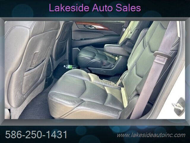 2016 Cadillac Escalade Luxury Collection