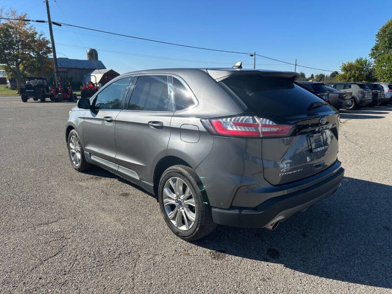 2022 Ford Edge Titanium