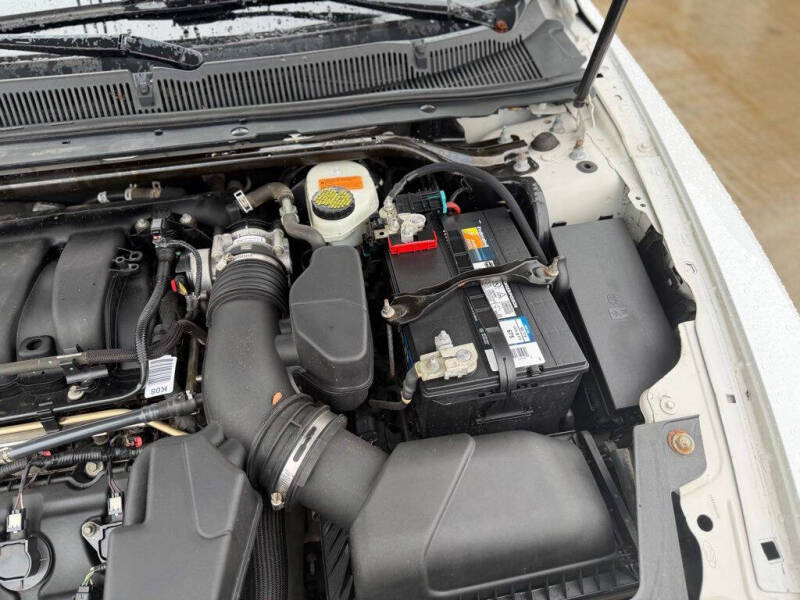 2017 Ford Taurus SE