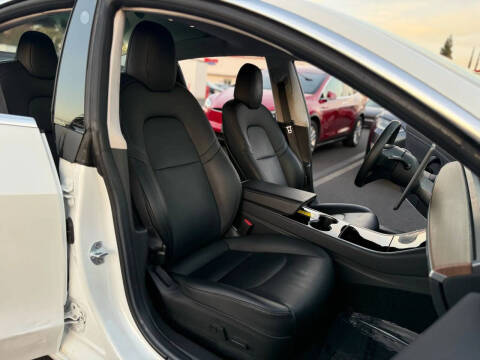 2017 Tesla Model 3 Long Range