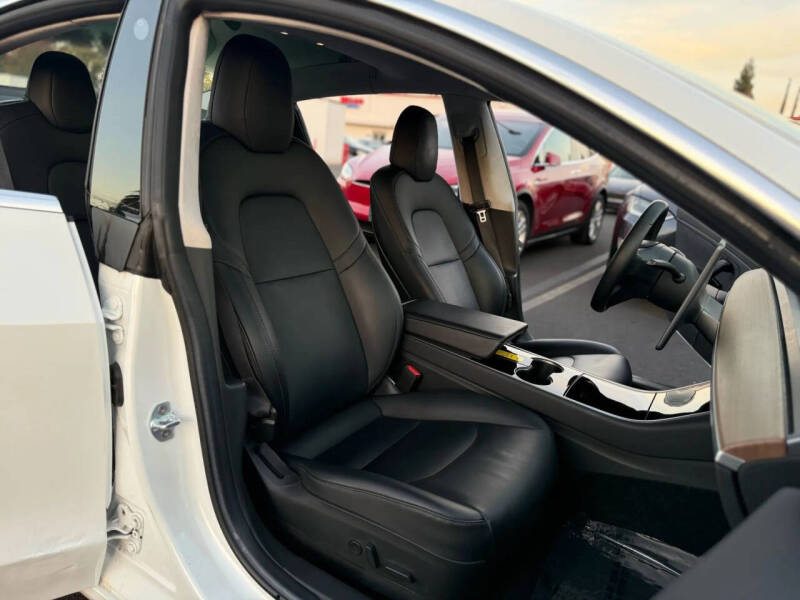 2017 Tesla Model 3 Long Range