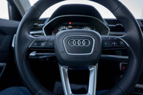 2020 Audi Q3 quattro Premium 45 TFSI