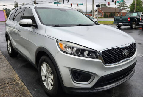 2016 Kia Sorento for sale at Hernandez Motors in Rocky Face GA