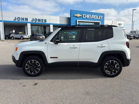 2023 Jeep Renegade Trailhawk